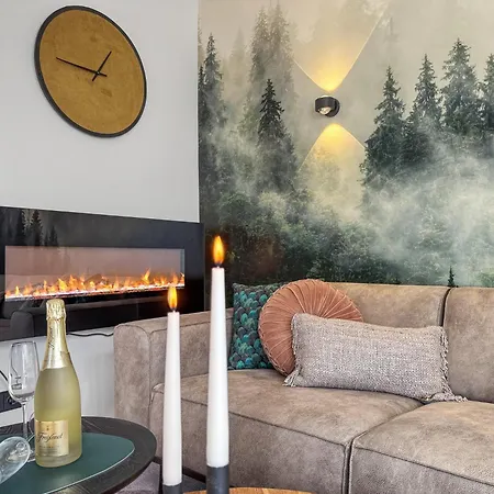 Cblue: Seeblick, Kamin, Wallbox,