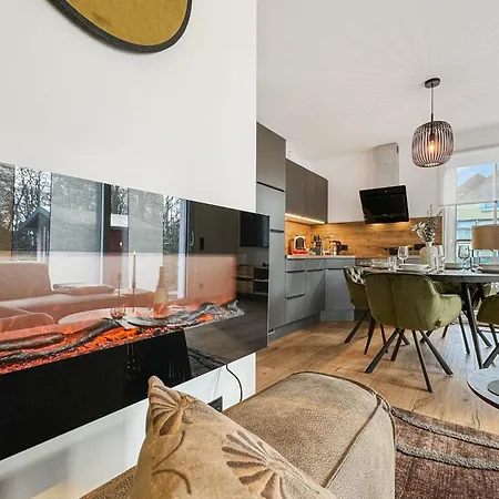 Cblue: Seeblick, Kamin, Wallbox, Ferienhaus