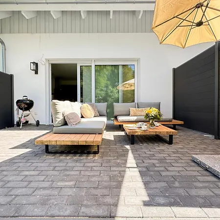 Cblue: Seeblick, Kamin, Wallbox, Bentwisch