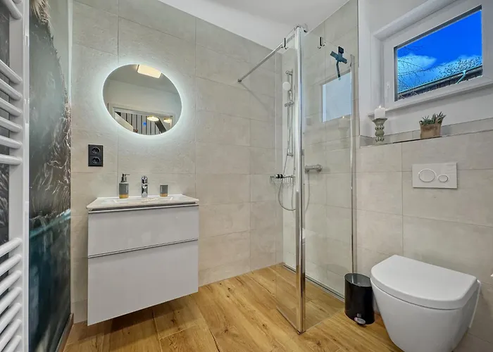 Cblue: Seeblick, Kamin, Wallbox, *