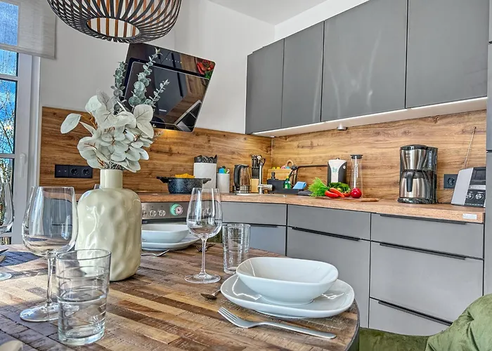 Cblue: Seeblick, Kamin, Wallbox, Bentwisch