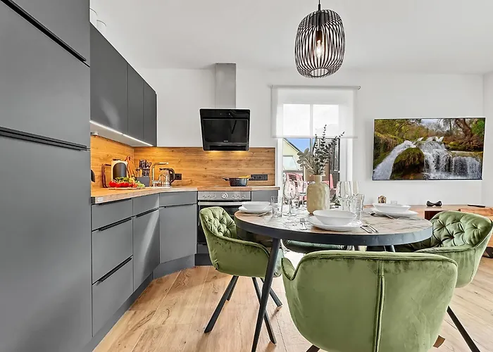 Semesterbostad Cblue: Seeblick, Kamin, Wallbox, Bentwisch