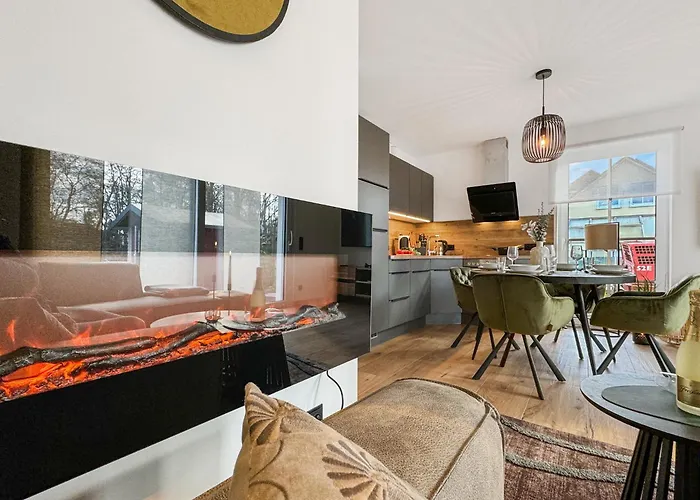 Cblue: Seeblick, Kamin, Wallbox, Semesterbostad