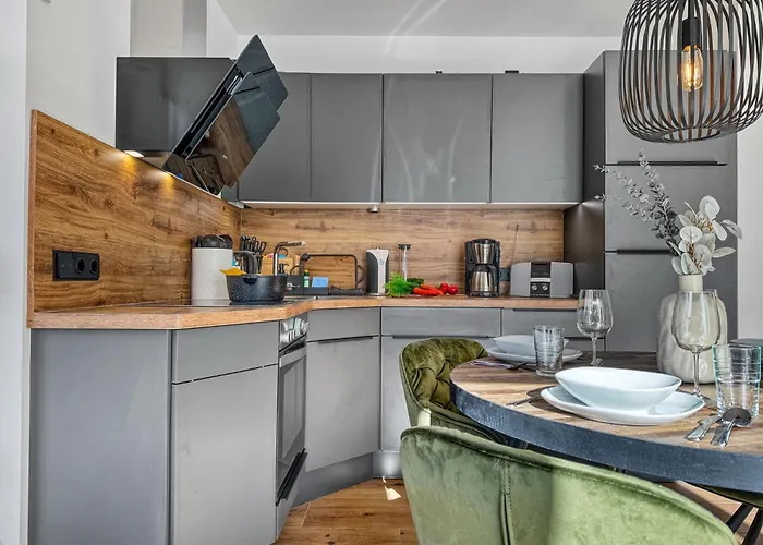 Semesterbostad Cblue: Seeblick, Kamin, Wallbox, *