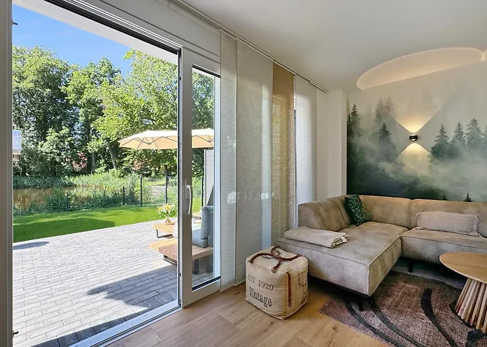 Cblue: Seeblick, Kamin, Wallbox,