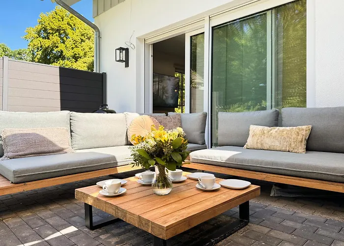 Cblue: Seeblick, Kamin, Wallbox,